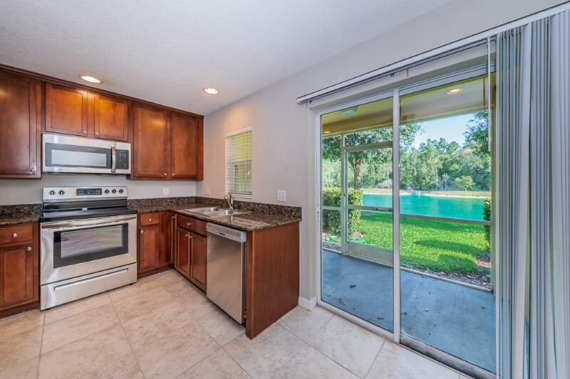 Foto principal - 9536 Charlesberg Dr