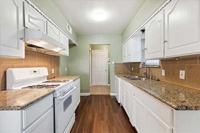 Building Photo - 1521 Oak Meadows Dr