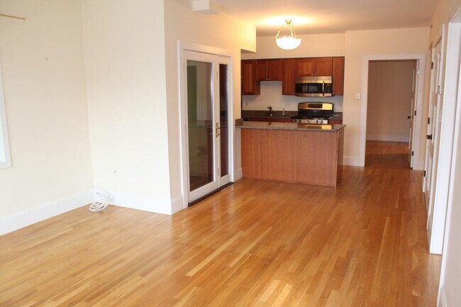 Building Photo - 264 Massachusetts Ave