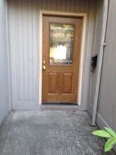 Building Photo - 23801 NE Treehill Dr