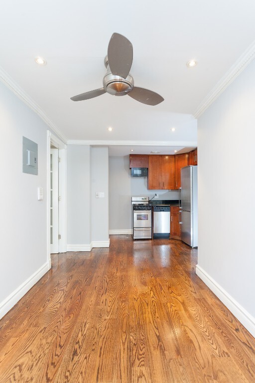 Building Photo - 218 Avenue A