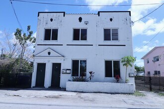 Building Photo - 3025 NW 8th Ave