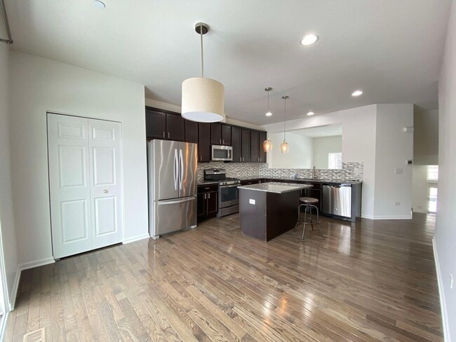 Foto del edificio - 2891 Henley Ln