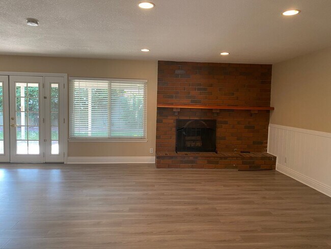 Foto del edificio - 3 bed, 2 bath home on a cul-de-sac