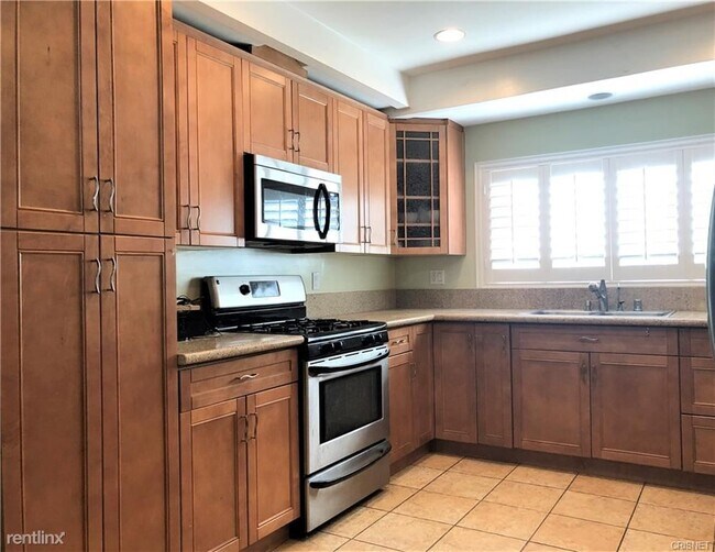 Building Photo - 4 br, 2 bath House - 19345 Santa Rita St