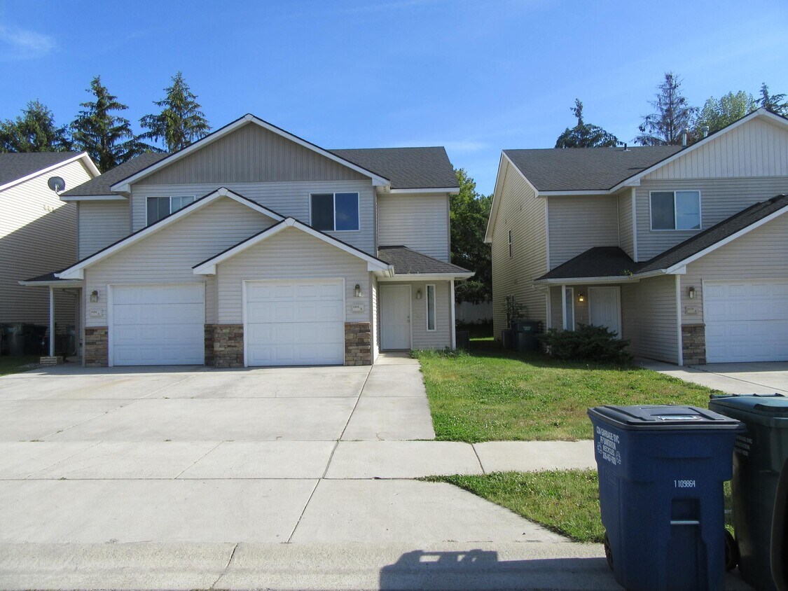 Primary Photo - 3454 W Vela Pl