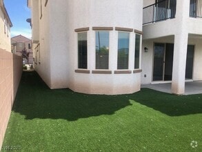 Building Photo - 9474 Belmont Bay Ave
