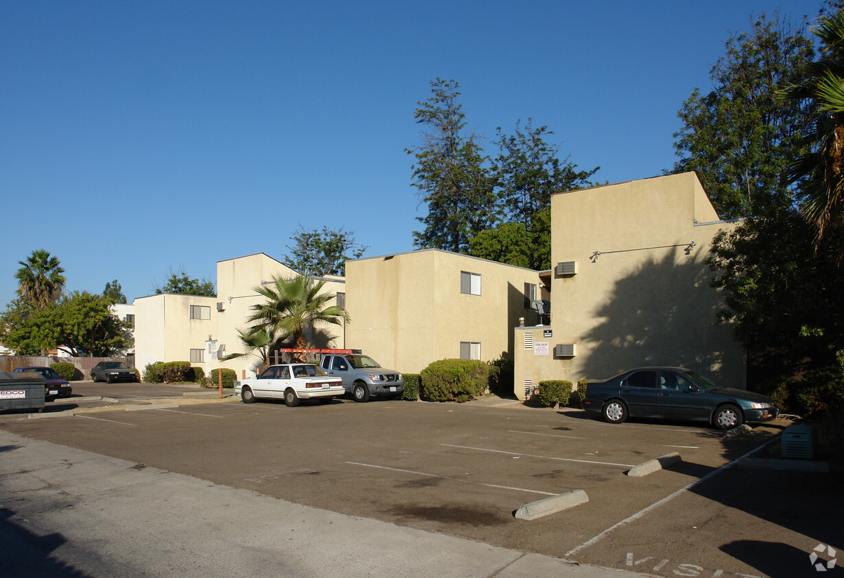 Building Photo - 8767-& 8777 Mira Mesa Blvd