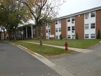 Foto principal - 820 Kimberly Dr
