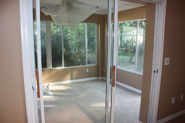 Building Photo - 20 Zebulon Pl