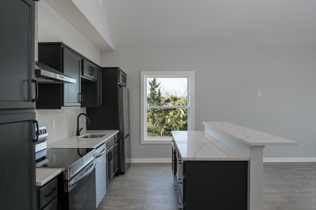 Foto del edificio - 620 E Market St