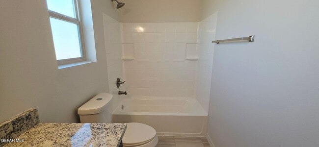 Building Photo - 4007 Tyler Ave