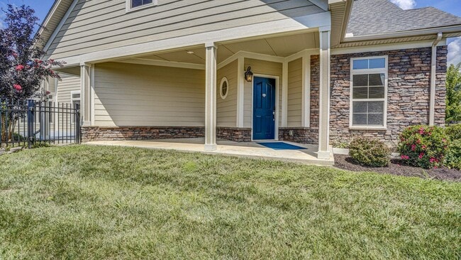 Building Photo - 1440 Hatterdale Farm Rd
