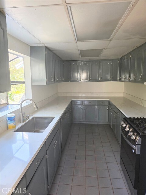 Foto del edificio - 4220 Duquesne Ave