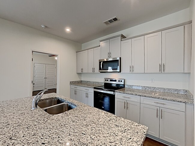 Foto del edificio - 5242 Tupelo St