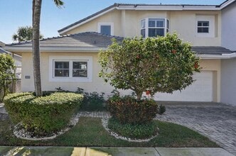 Building Photo - 3069 Mainsail Cir