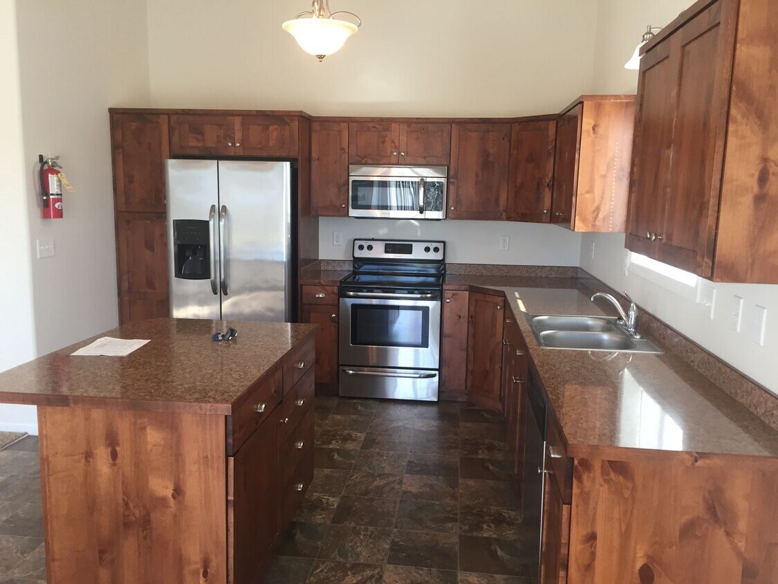 Foto del edificio - 3 Bed 3 Bath Single Family Home