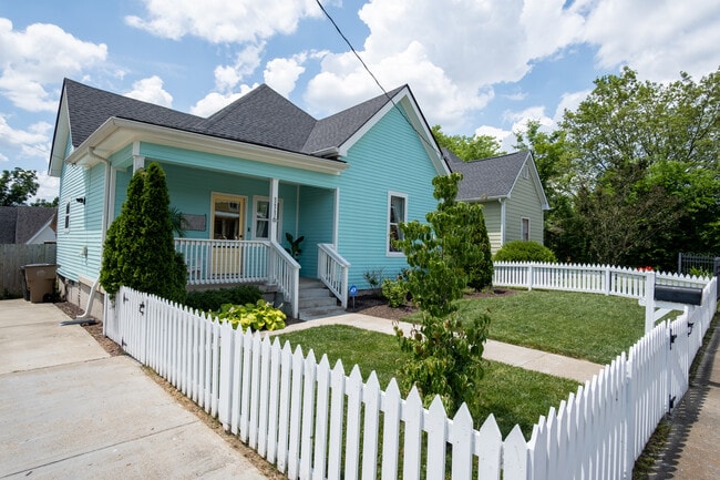 Building Photo - 1116 Fatherland St