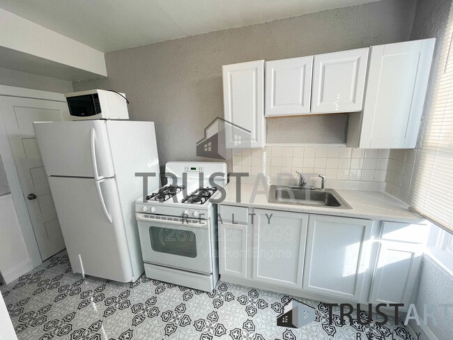 Photo - 7152 Theodore St House