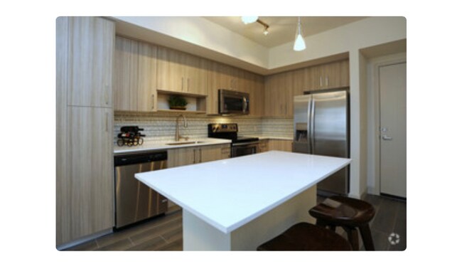Foto del edificio - 805 N Olive Ave