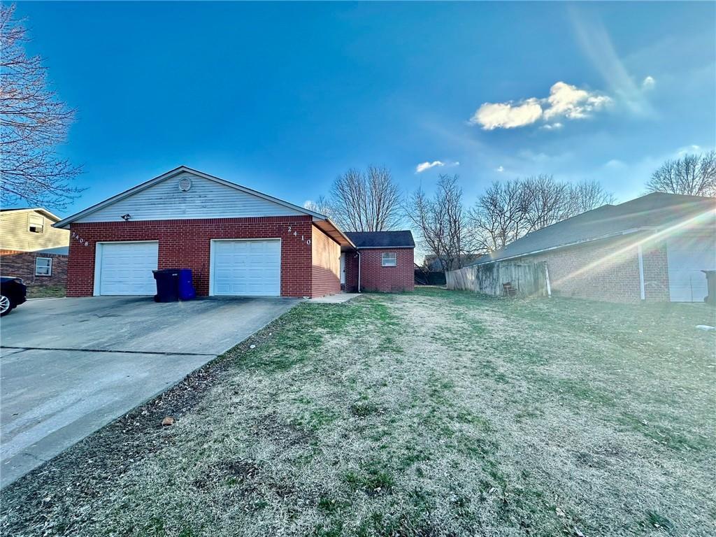 Foto principal - 2410 W Gum St