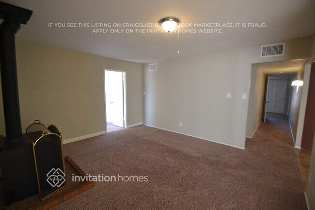 Foto del edificio - 4153 N 63rd Dr