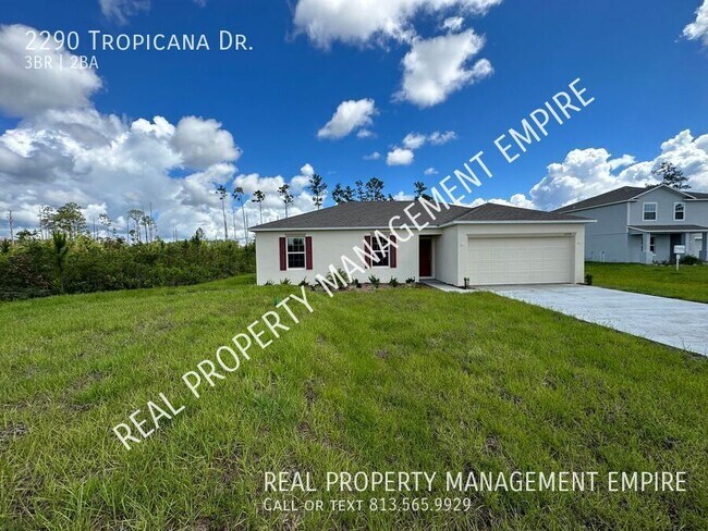 Foto del edificio - 2290 Tropicana Dr
