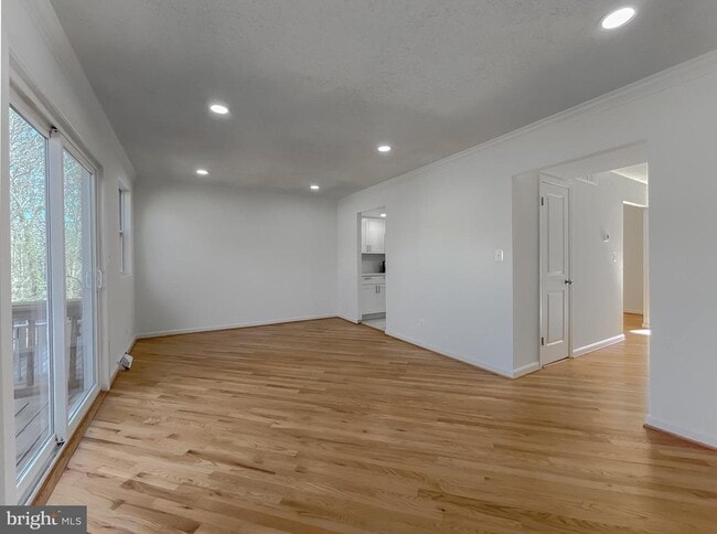 Building Photo - 316 Serenity Ct