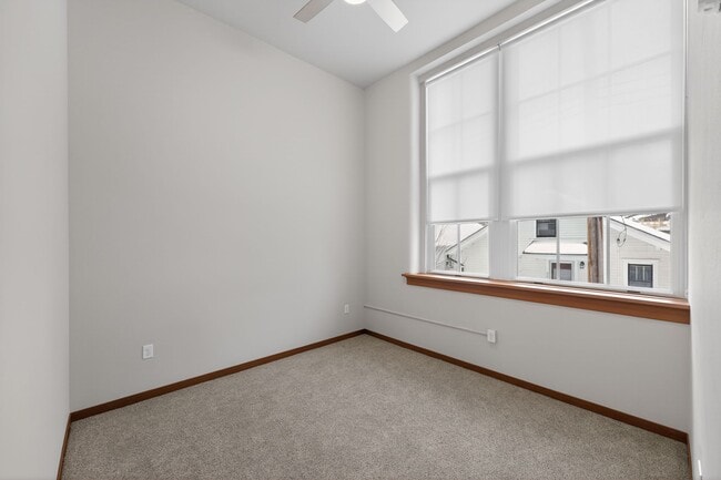 Building Photo - East High Lofts