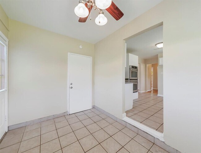 Foto del edificio - 313 Greenbriar Dr