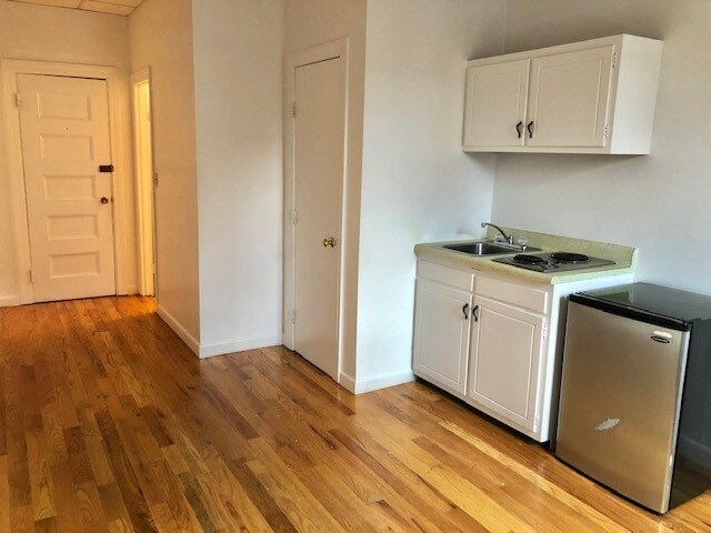 Foto del edificio - 849 Beacon St