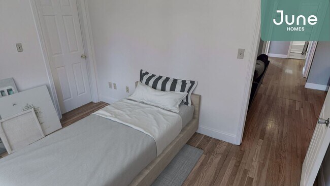 Foto del edificio - Full room in 4-bed/2.0-bath Home