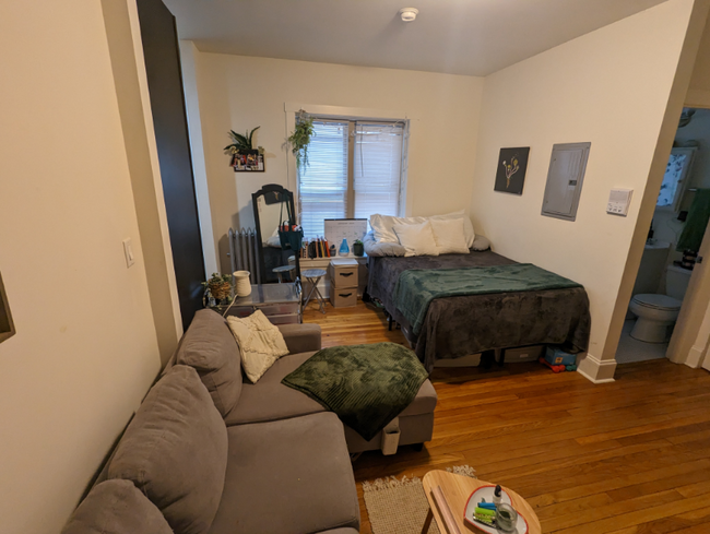 Foto del edificio - 4845 N Kimball Ave