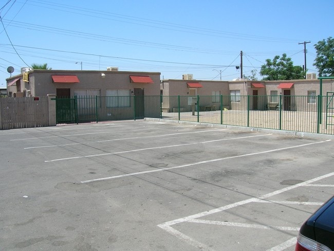 Building Photo - The Melvin Street Apartments