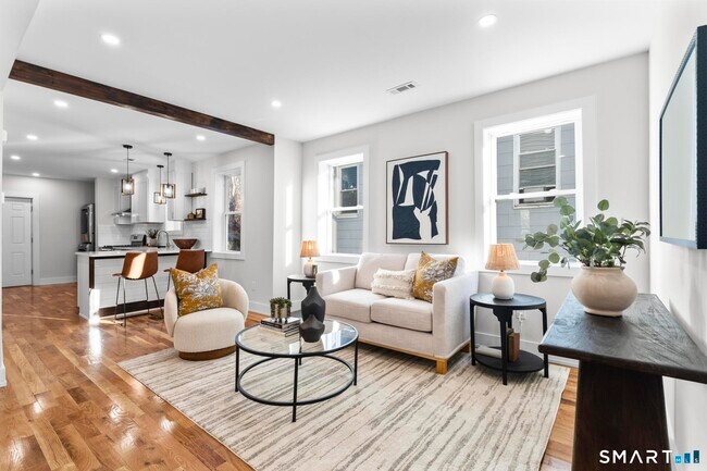 Foto del edificio - 54 Plaza Ave