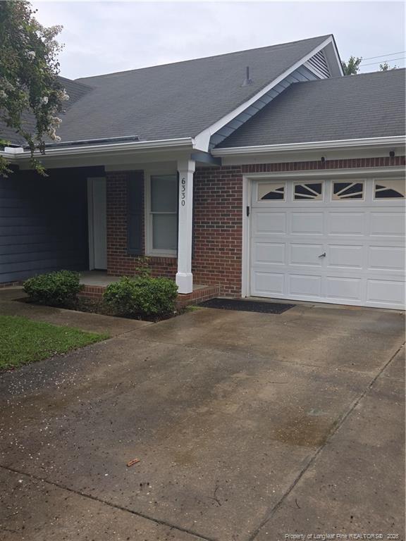 Foto del edificio - 6330 Greycliff Dr