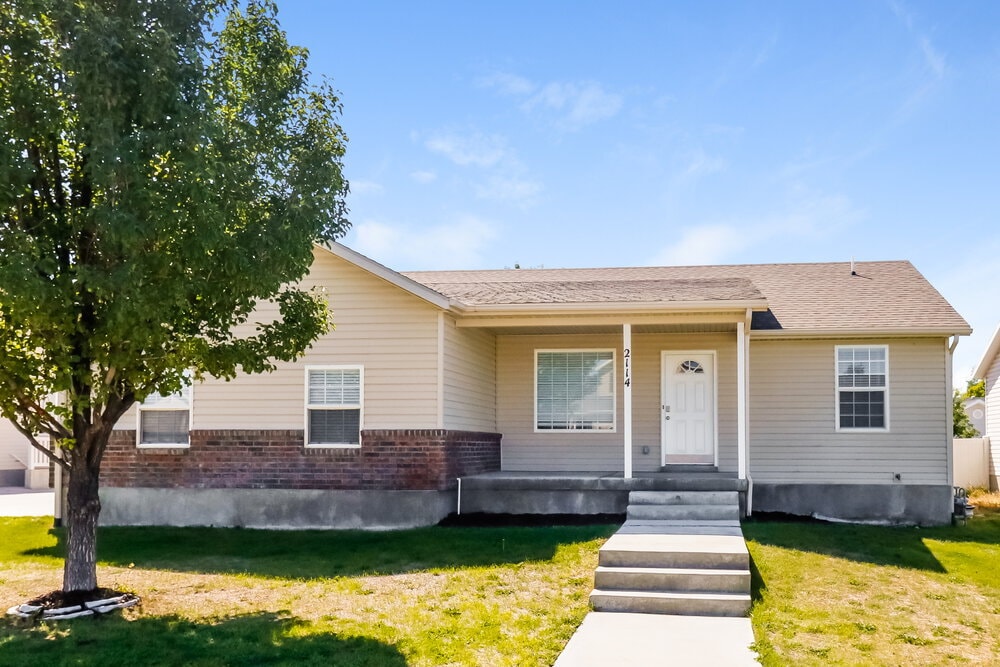 Foto principal - 2114 Juniper Dr