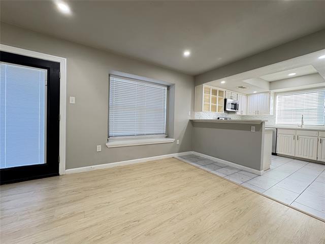 Building Photo - 901 Fiero Dr