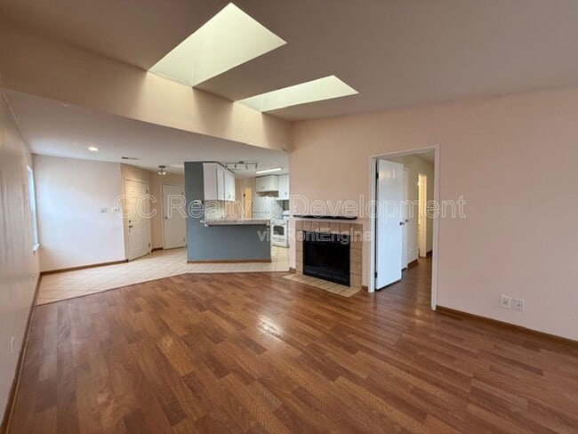 Building Photo - 1237 Wyndham Ct