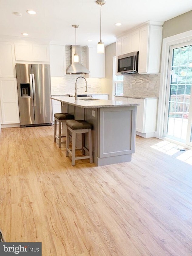 15 Berkeley Ct, Potomac Falls, VA 20165 Townhome Rentals in Potomac