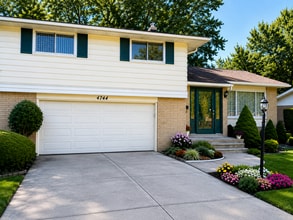 Building Photo - 4744 Carsten Ln