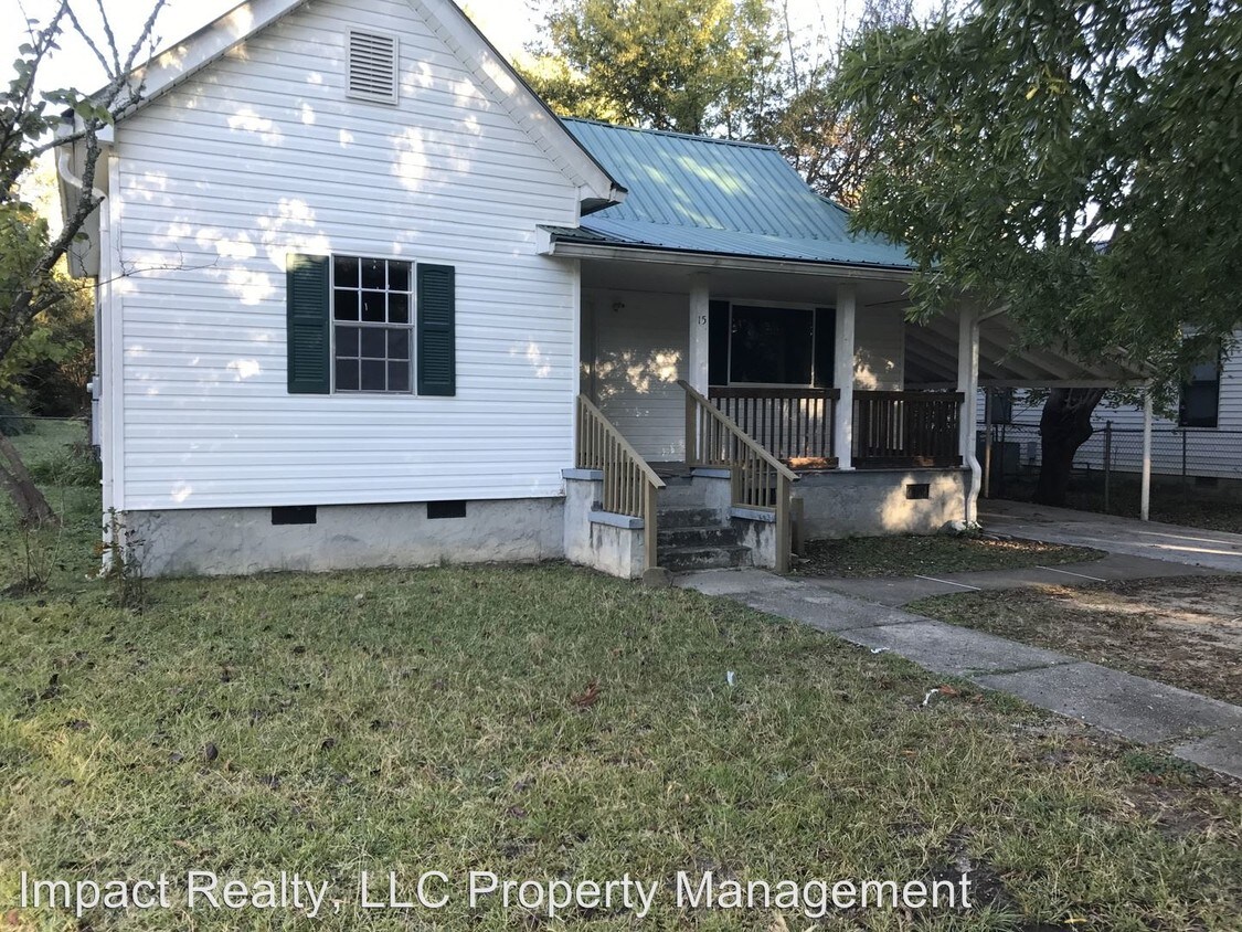 3 Br 1 Bath House 15 Comnock Avenue House For Rent In Gadsden Al Apartments Com