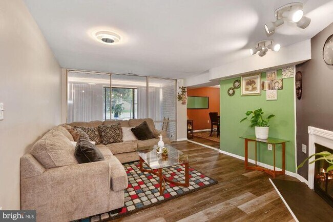 Foto del edificio - 8669 Greenbelt Rd