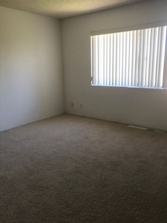 Foto del edificio - Cozy 3 bedroom / 2 bathroom  Home