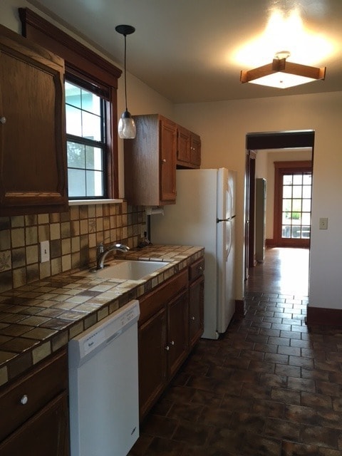 Foto del edificio - Charming home in great location with private studio unit