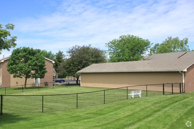 Dog Park - Granite Valley Apartments