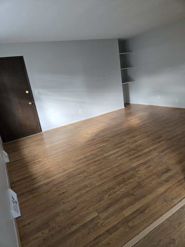 Kitchen into Livingrm - 152 Third St