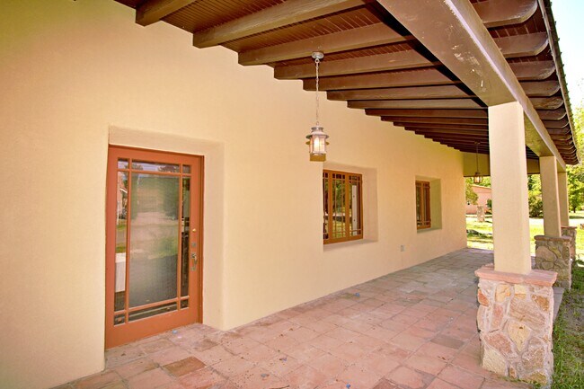 Foto del edificio - 609 6th St