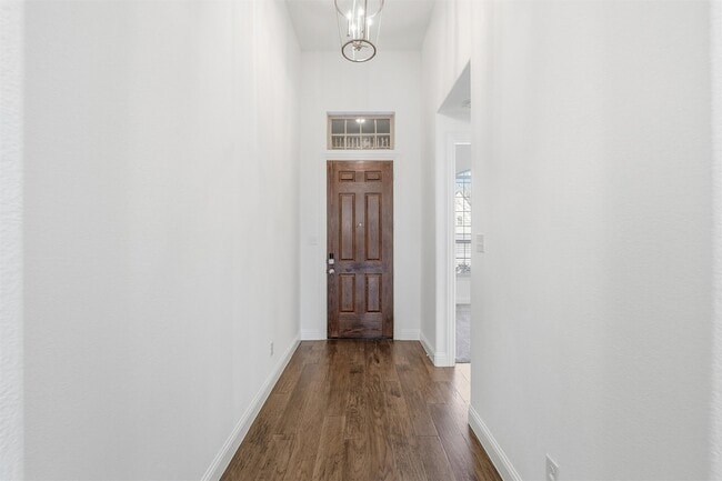 Building Photo - 14845 Gentry Dr