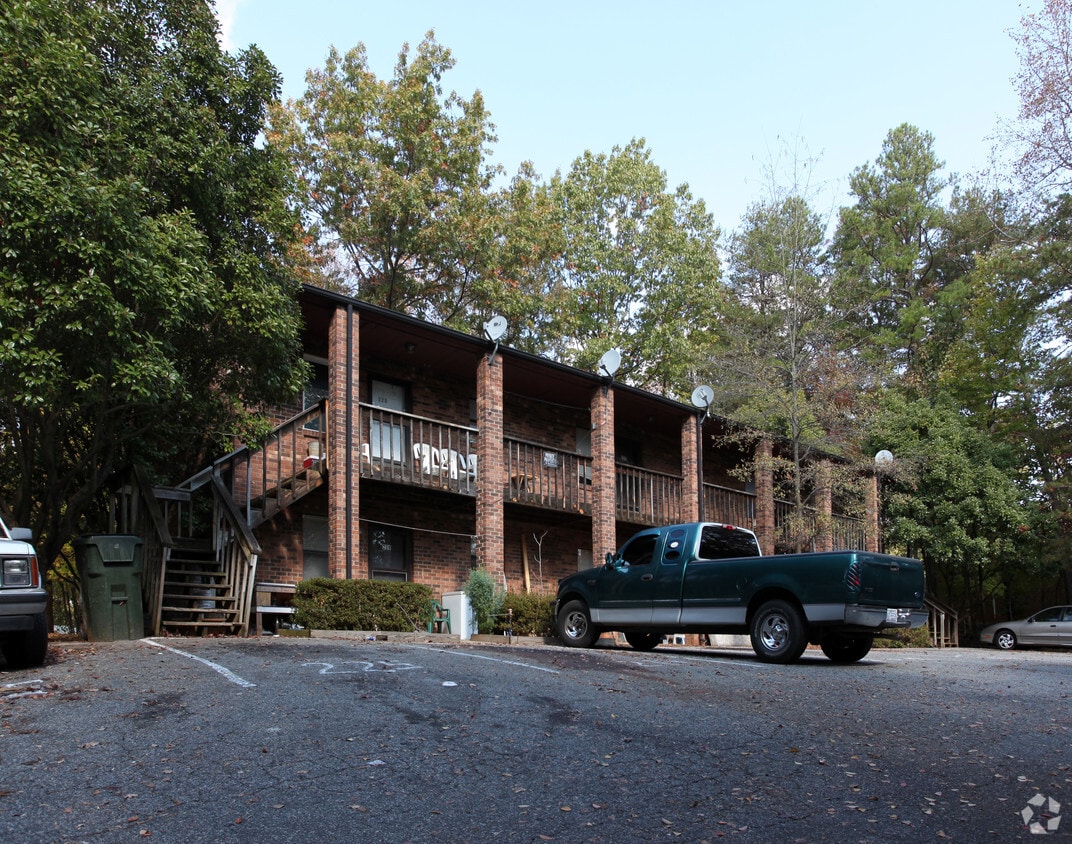 219229 Flynt St, Lexington, NC 27295 Apartments in Lexington, NC